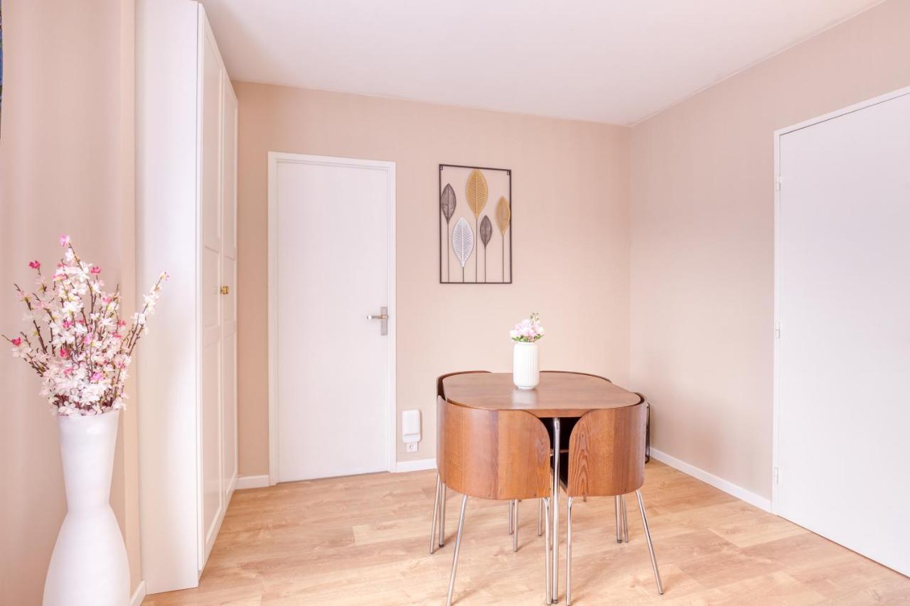 Studio Hotel - Lit King Size - Parking - Wifi - Proche Cdg Livry-Gargan Eksteriør bilde