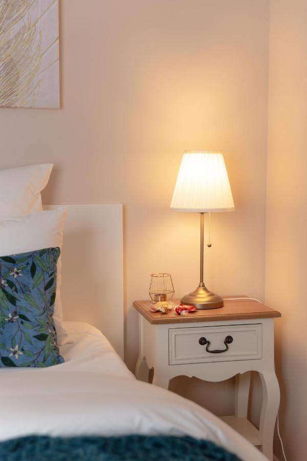 Studio Hotel - Lit King Size - Parking - Wifi - Proche Cdg Livry-Gargan Eksteriør bilde