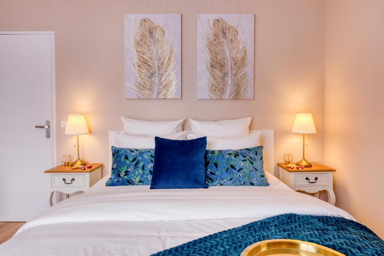 Studio Hotel - Lit King Size - Parking - Wifi - Proche Cdg Livry-Gargan Eksteriør bilde